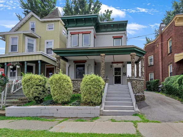 49 Overlook Place, Newburgh, NY 12550