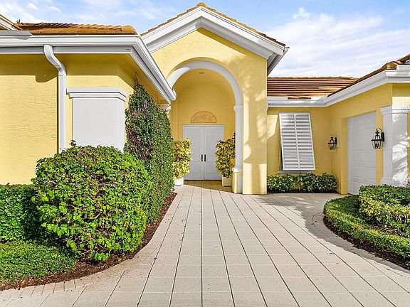 3rd image of 103 Pembroke Drive