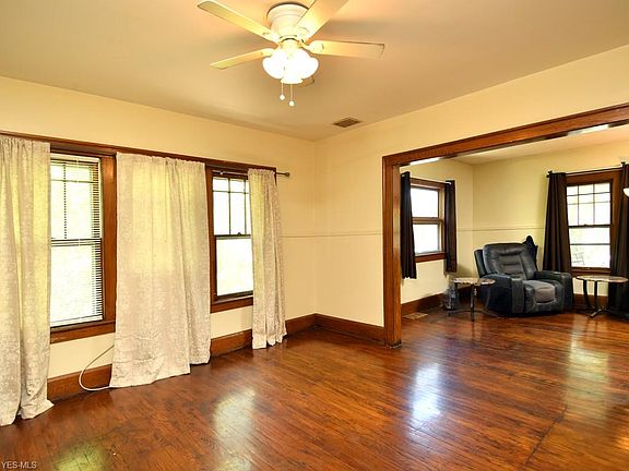 4th image of 315 Cambridge Ave