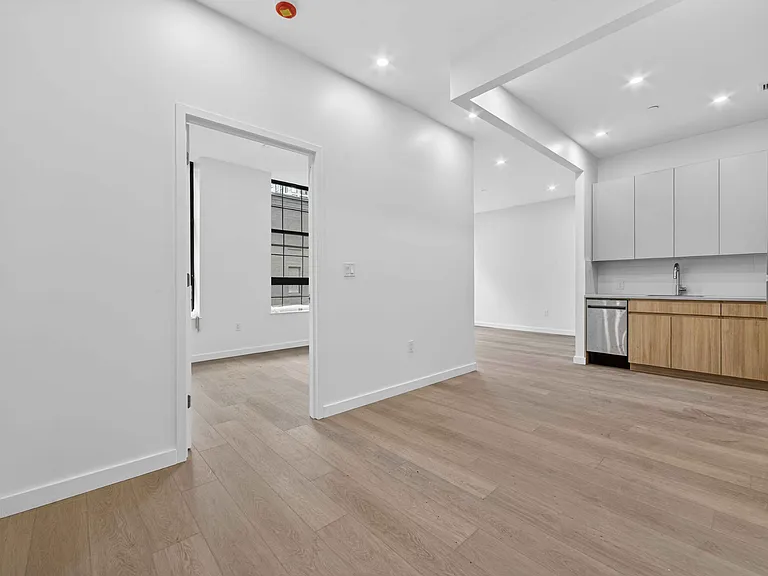 225 E 134th St #5A — Photo 7