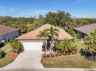407 Pinewood Lake Dr, Venice, FL 34285