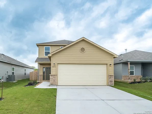 14651 Stirrup Trace, Elmendorf, TX 78112