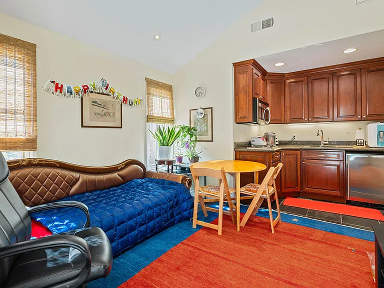 1236 Rose Ave — Photo 40