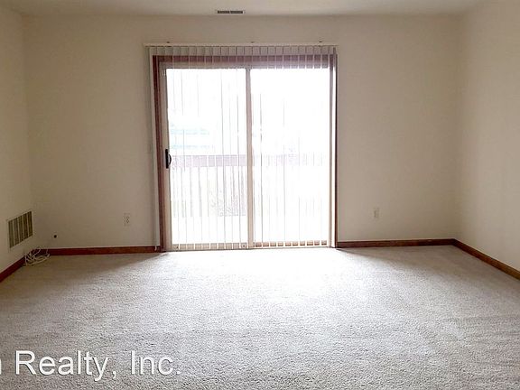 3rd image of 2636 Stadium View Dr Unit 4