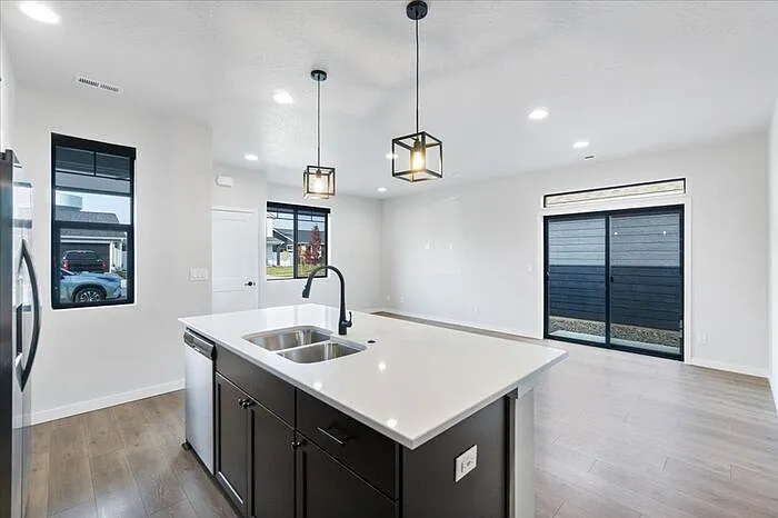 5248 E Hope Ave — Photo 12
