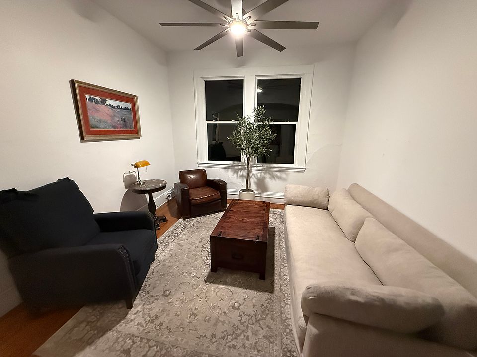 1st image of 2 Willow Ave