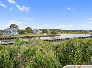 8 Perkins Rd FLOOR 1, Gloucester, MA 01930