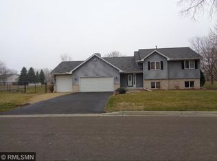 6497 Bonner Ct, Inver Grove Heights, MN 55076