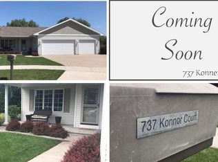 737 Konnor Ct, Omro, WI 54963
