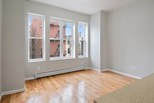 Rented by Pantiga Group | media 9