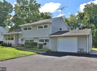 515 Stevens Rd, Morrisville, PA 19067