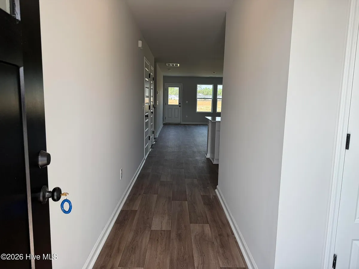 Building Photo - 1114 Cooper Hawk Ln SW #205