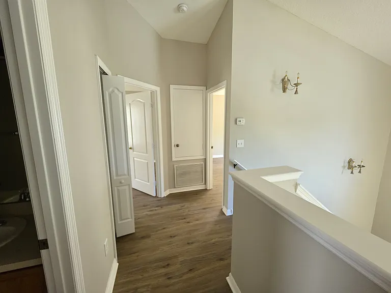 12604 Montford Ln — Photo 14