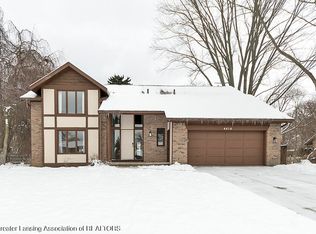 4410 Calgary Blvd, Okemos, MI 48864
