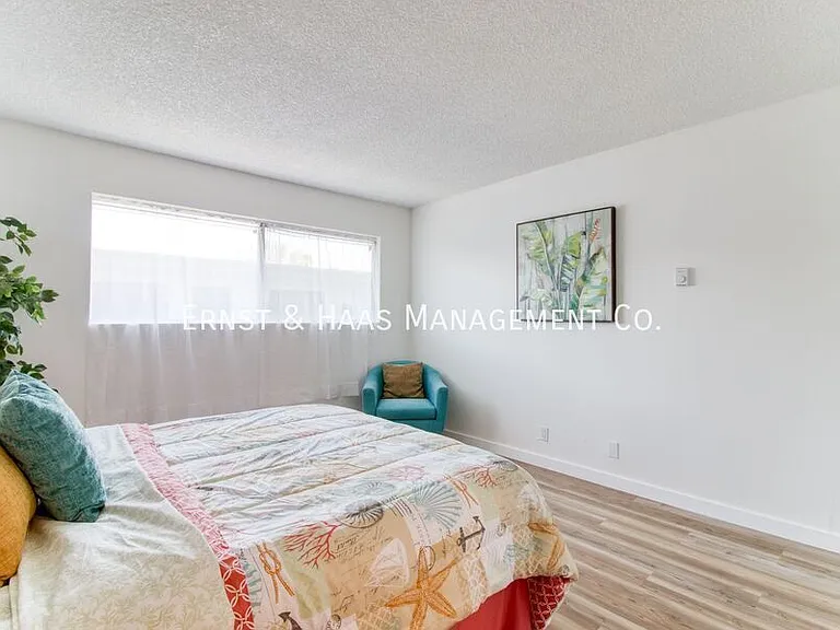 5500 Ackerfield Ave #307 — Photo 13
