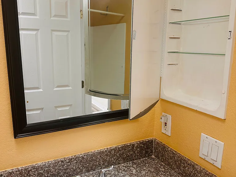 4218 Van Dyke Ave #3 — Photo 12