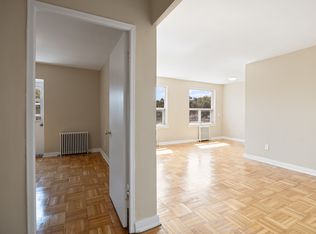 2890 Saint Clair Ave E, Toronto, ON M4B 1N6