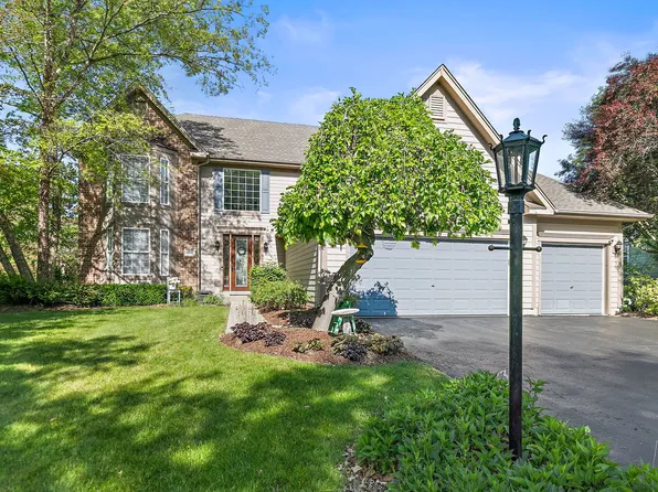 1476 Columbia Ln, Barrington, IL 60010