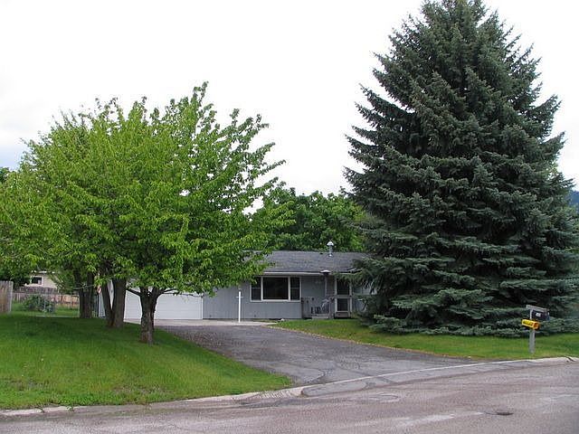 1st image of 640 W Artemos Dr