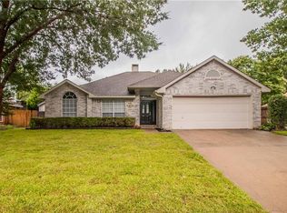4222 Glen Ridge Dr, Arlington, TX 76016
