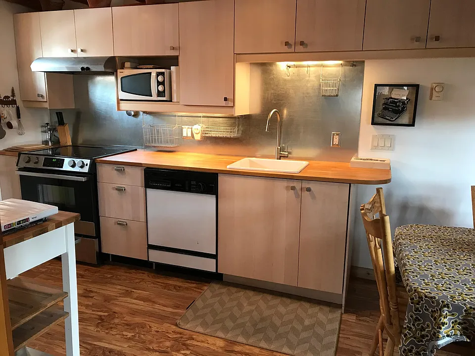 2200 N Moose Wilson Rd #2