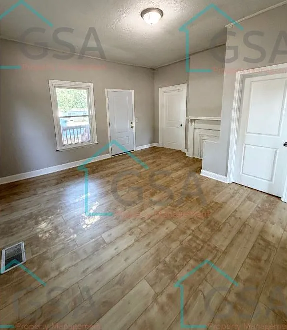 2 bed, 1088 sqft, $1,400 — Photo 3