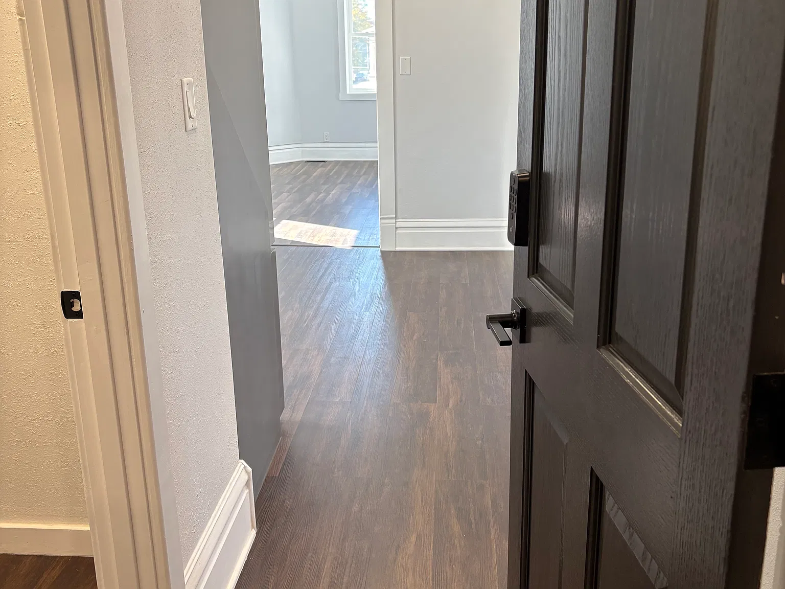 2 bed, $1,600 — Photo 1
