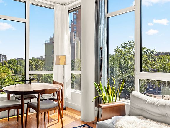 3rd image of 214 N 11th St #4Q