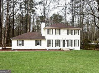 470 Hillsdale Dr, Fayetteville, GA 30214