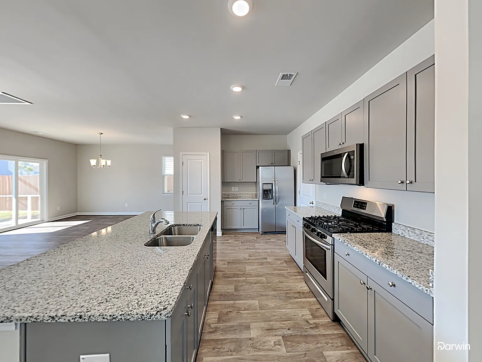 4 bed, 2.5 bath, 2174 sqft, $2,775 — Photo 3