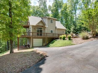 300 May Park Cir, Smithville, TN 37166