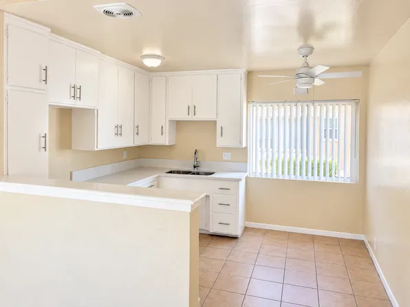 3575 Beechwood Ave APT D, Lynwood, CA 90262