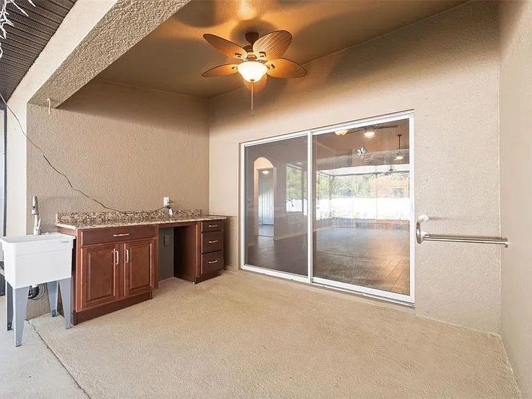 18035 Arbor Crest Dr — Photo 34