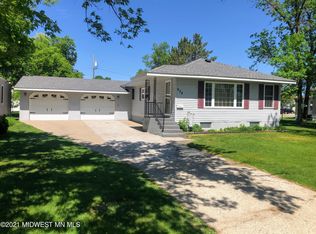 430 4th Ave SE, Perham, MN 56573