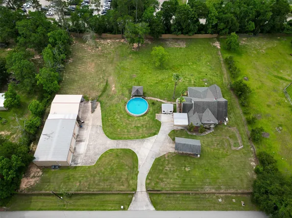 2499 Southline Rd, Conroe, TX 77384