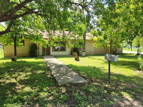 235 N 12TH ST, Junction, TX 76849