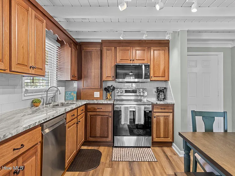 125 Pelican Dr — Photo 16