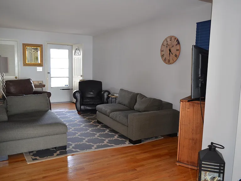 76 Townsend Ave #1 — Photo 13