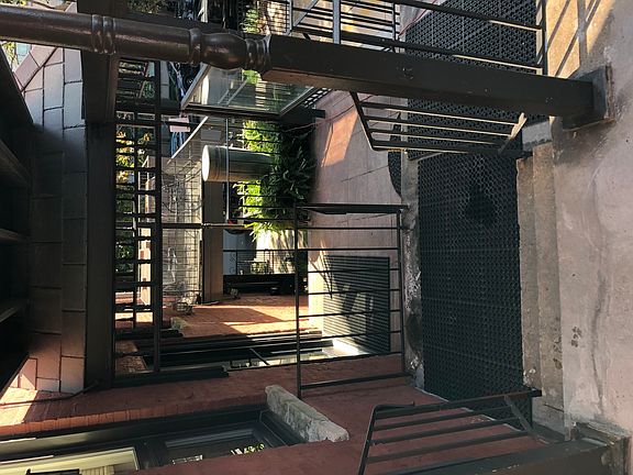 4th image of 2216 N Geneva Ter APT 4NW