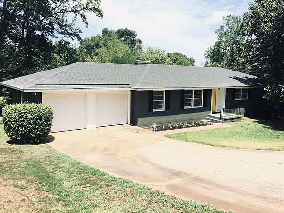 All brick home, 2 car garage
