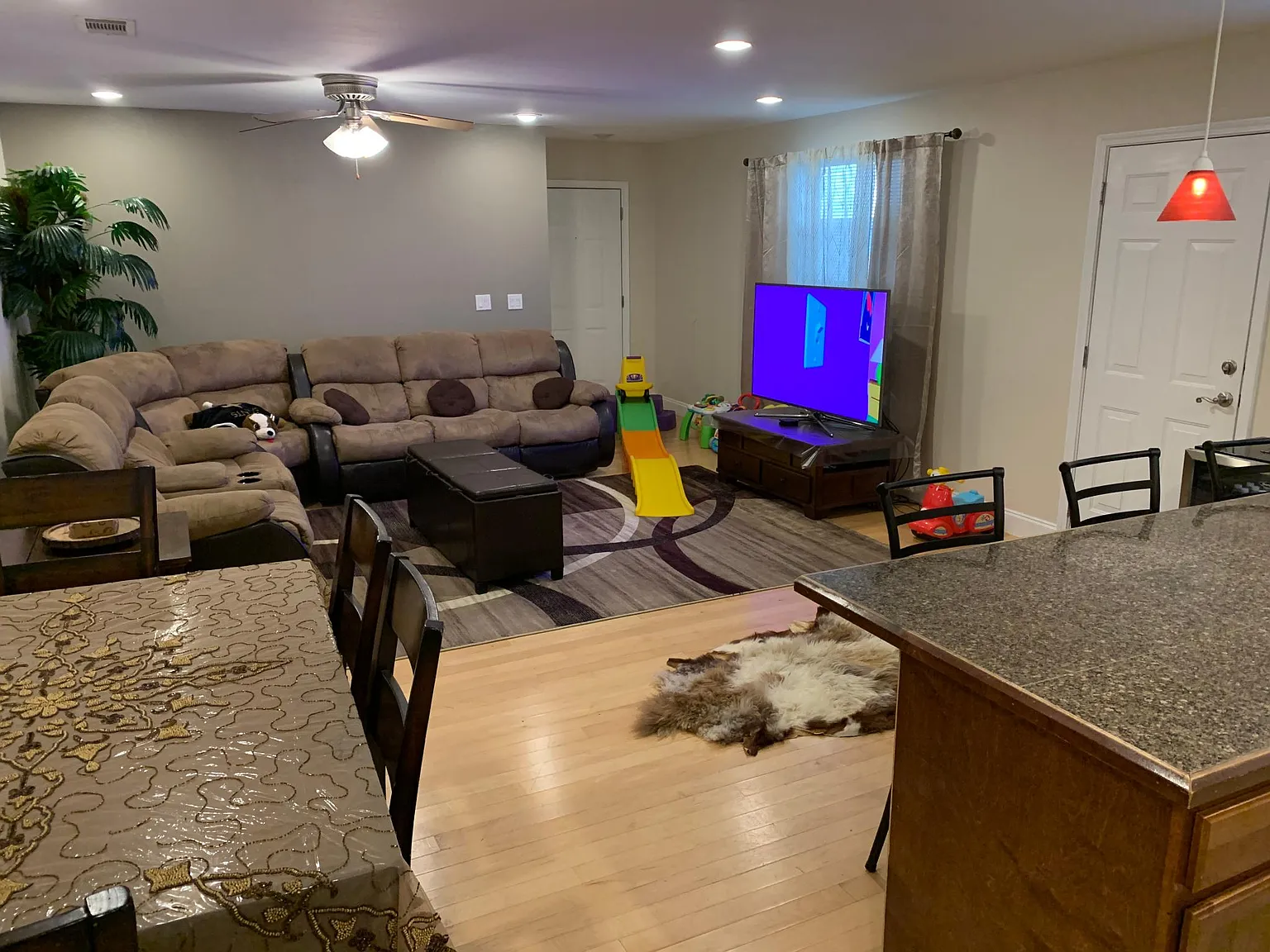 6227 W End Blvd — Photo 2