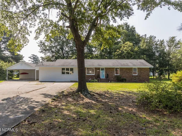8207 Ida Street SW, Saratoga, NC 27873