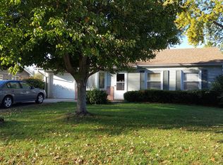 7 New Salem Rd, Bartonville, IL 61607