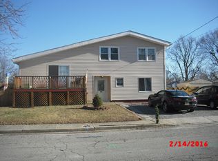 82 Morningside Dr, Pennsville, NJ 08070