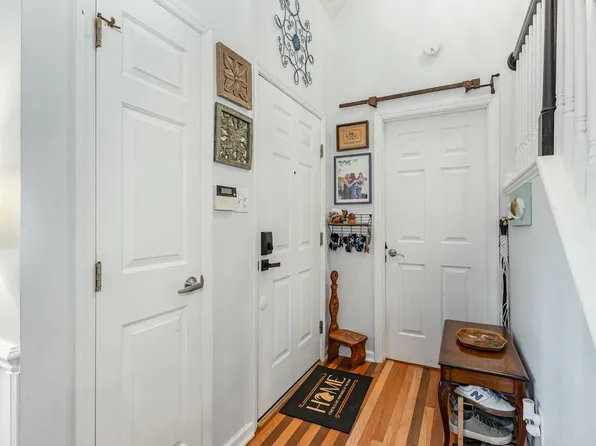 604 Bay Leaf Cir, Clayton, NC 27527