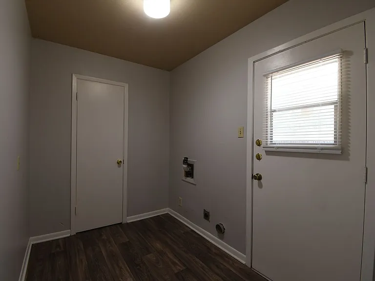 3202 Autumn Leaves Dr — Photo 32