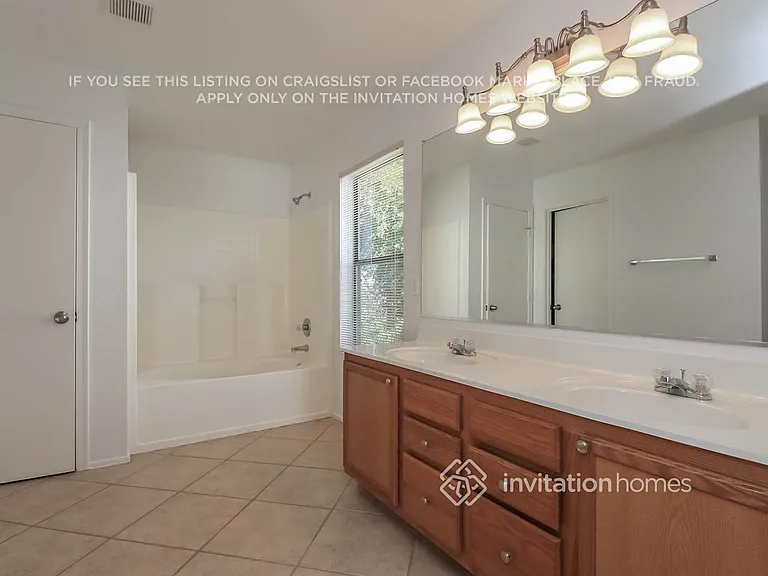 3767 E Orchid Ln — Photo 12