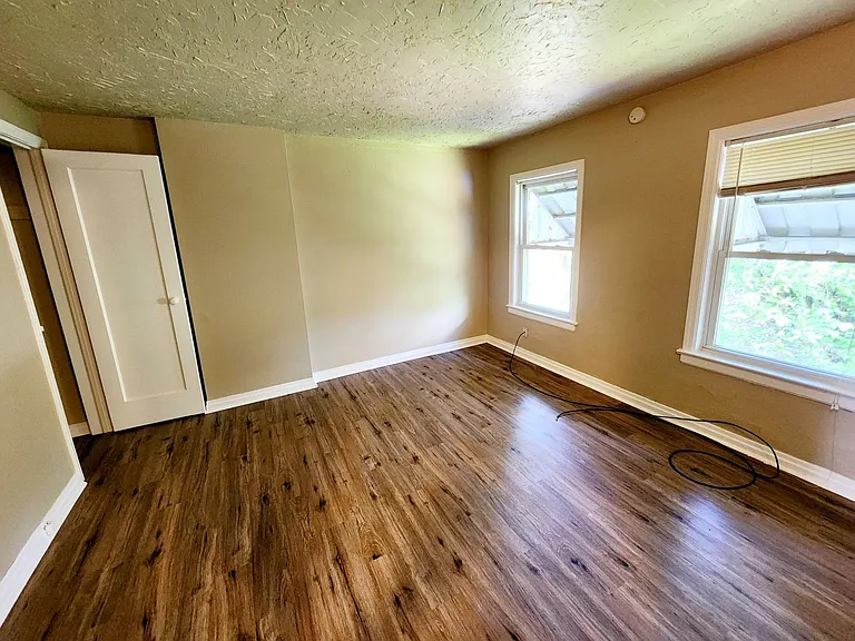 2618 Waldo St — Photo 15