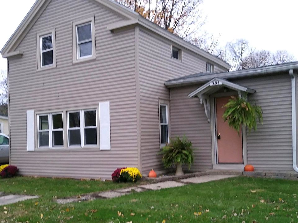 1st image of 209 S Grand St
