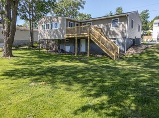 90 Thornton St, Lawrence, MA 01841